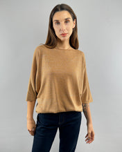 Cargar imagen en el visor de la galería, SWEATER ITALIANO BRILLO SEUL CAMEL
